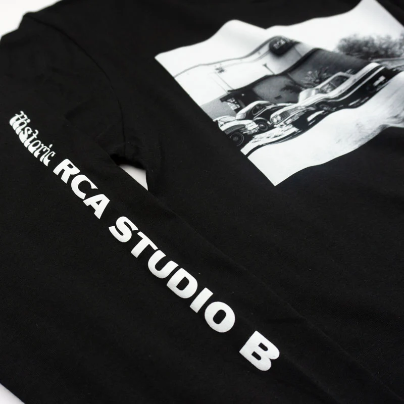 LONG SLEEVE STUDIO B PHOTO T-SHIRT - Image 4